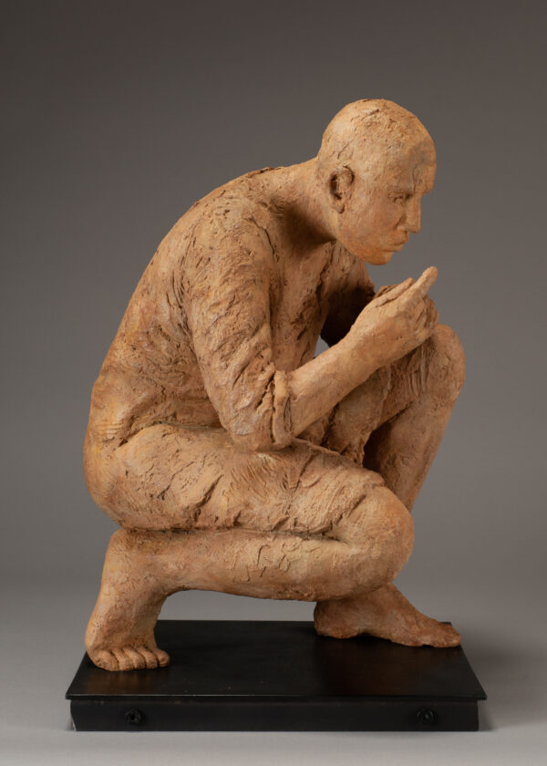Beaumont, Hanneke Crouching Figure 8